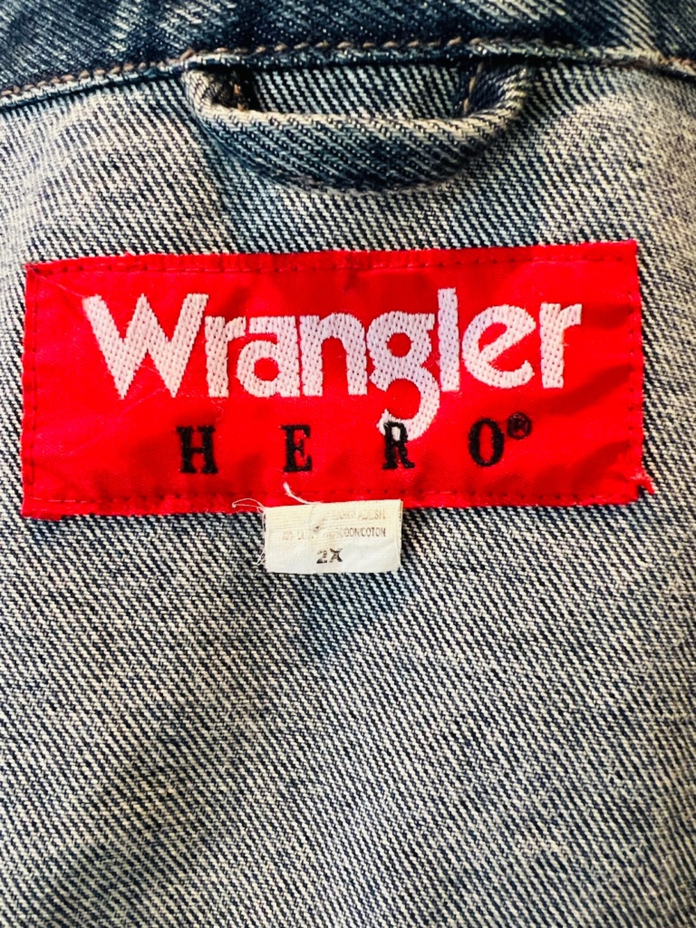 Vintage Wrangler Iconic Marlboro Graphic Artist Hand-painted Jean Jacket 2X - Picture 2 of 9